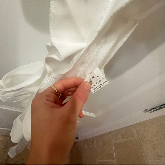 Coveshe Low-Cut Backless Ruffle Dress - Picture 9 of 9